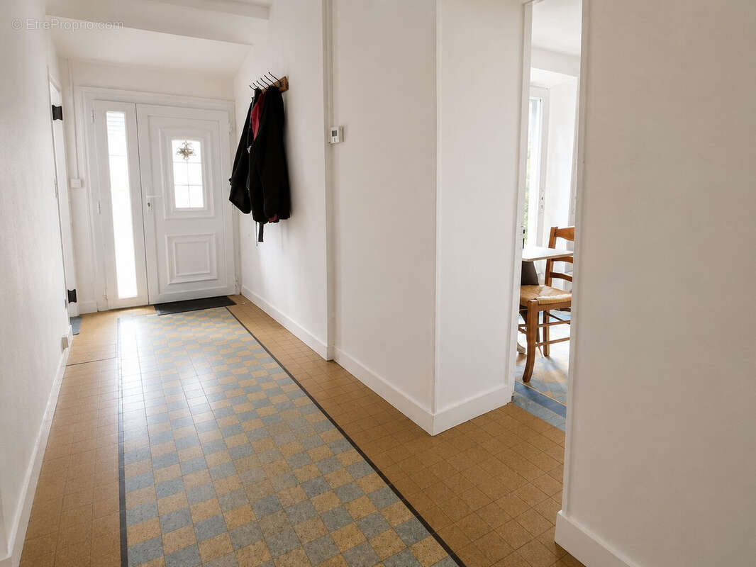 Maison 91 m² à La Souterraine  - photo 6