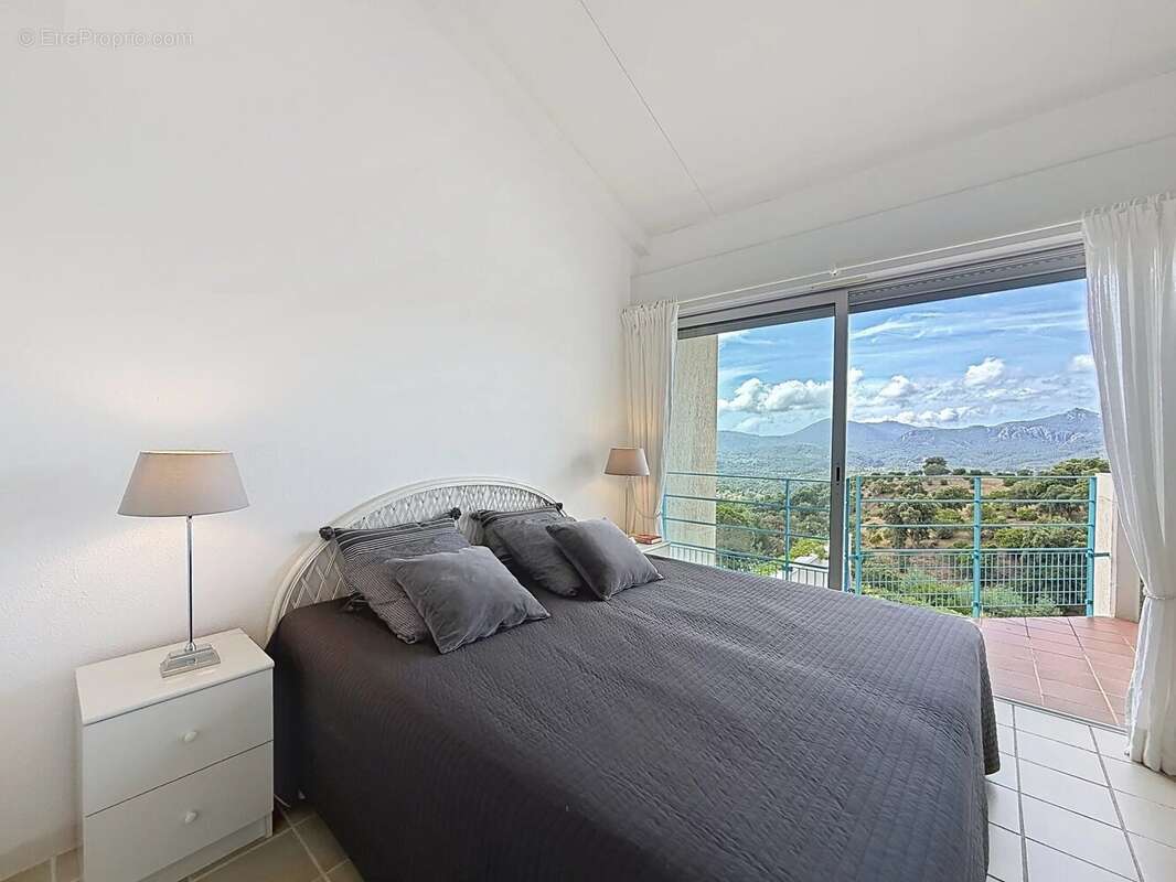 Appartement à MANDELIEU-LA-NAPOULE