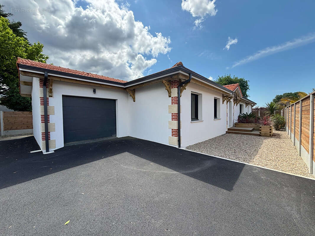 Maison à GUJAN-MESTRAS