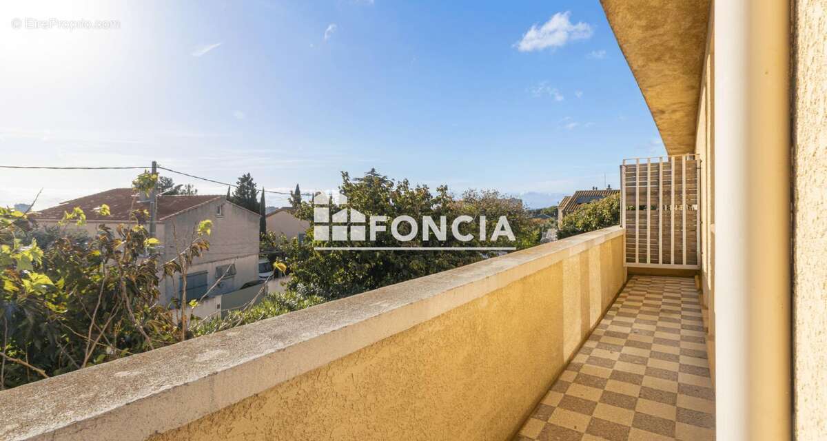 Appartement à PORT-DE-BOUC