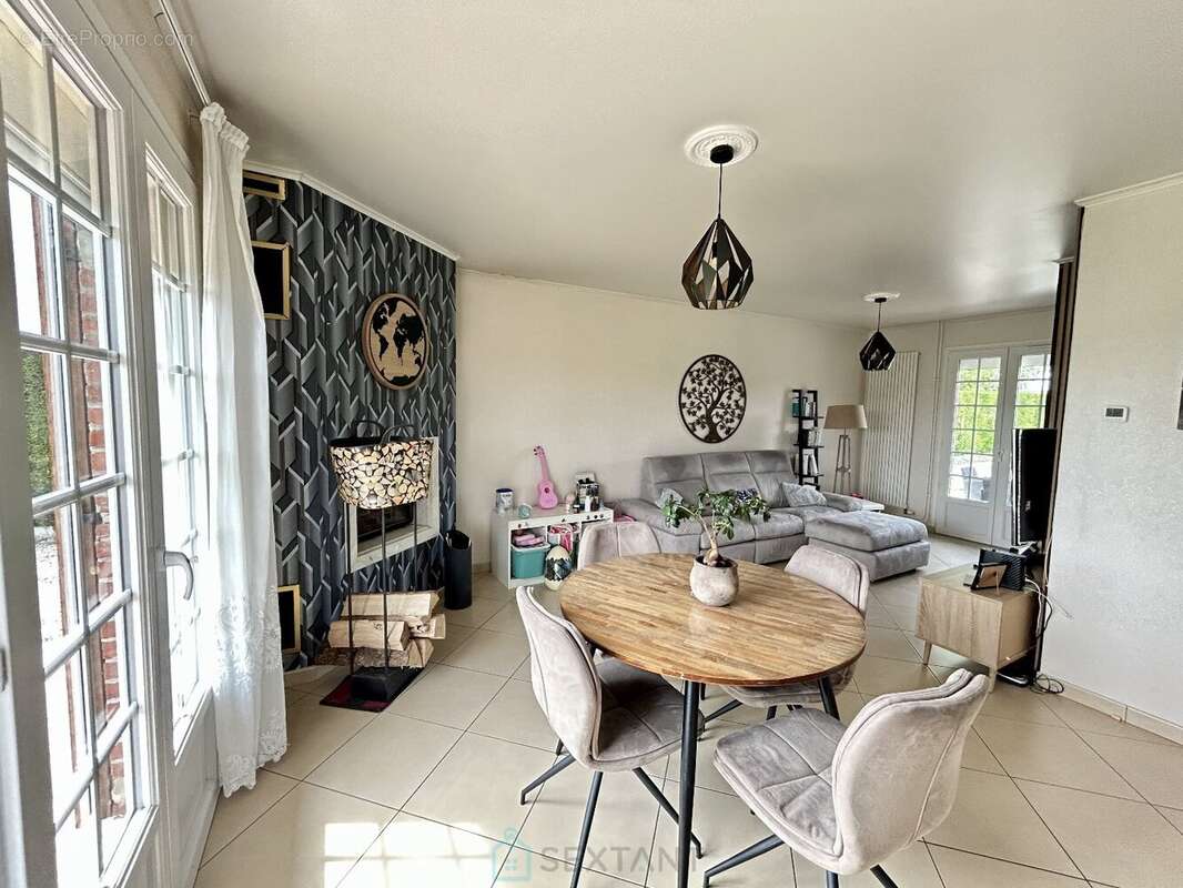Jolie Maison de campagne individuelle avec double garage. - photo 4