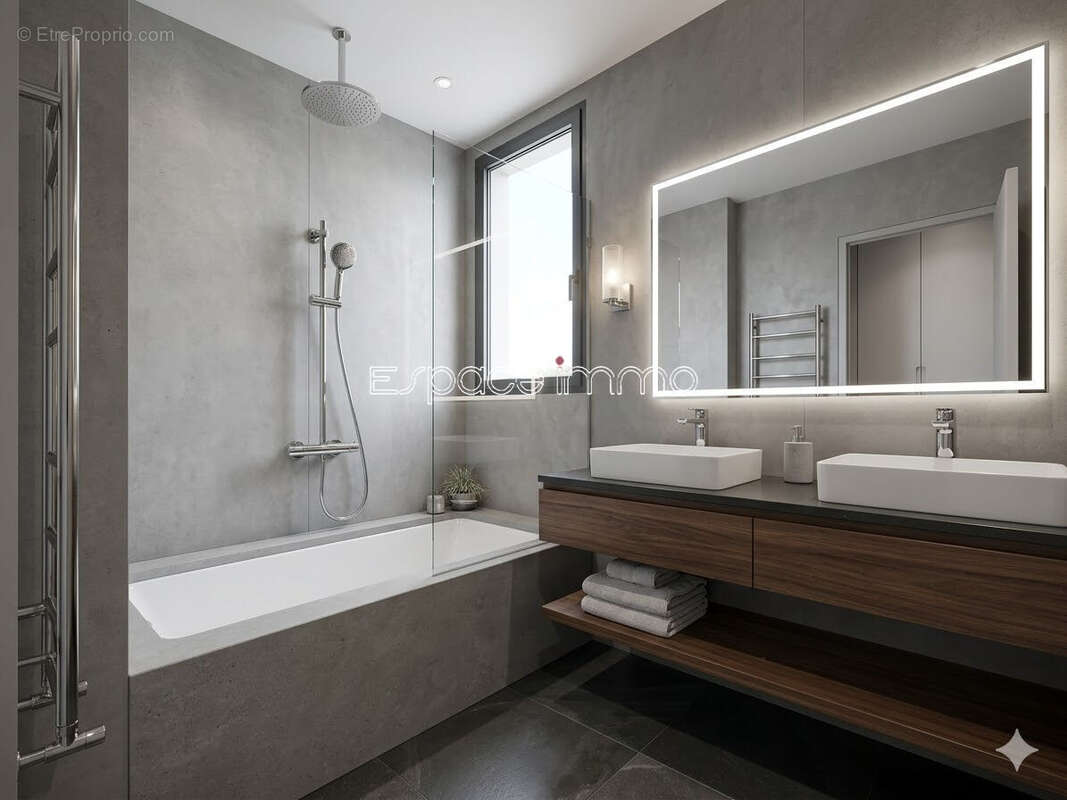 Appartement à MONT-SAINT-AIGNAN