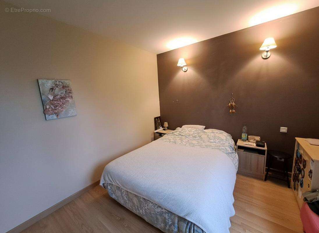 Maison à SAINTE-SEVERE