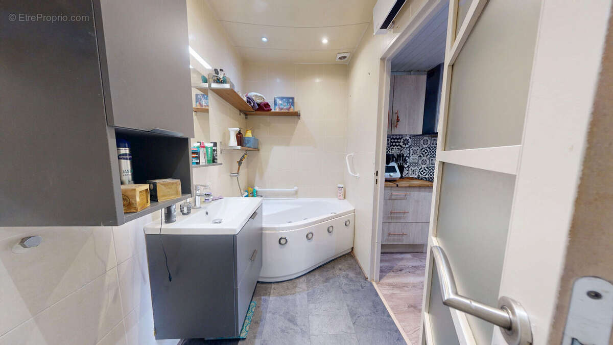 Appartement à MARSEILLE-10E
