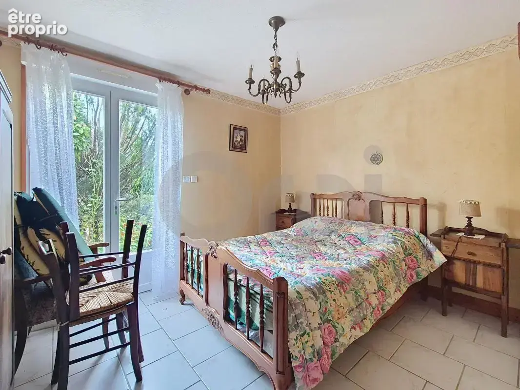 Maison familiale avec terrain et garage – La Rivière-de-Mansac - photo 11