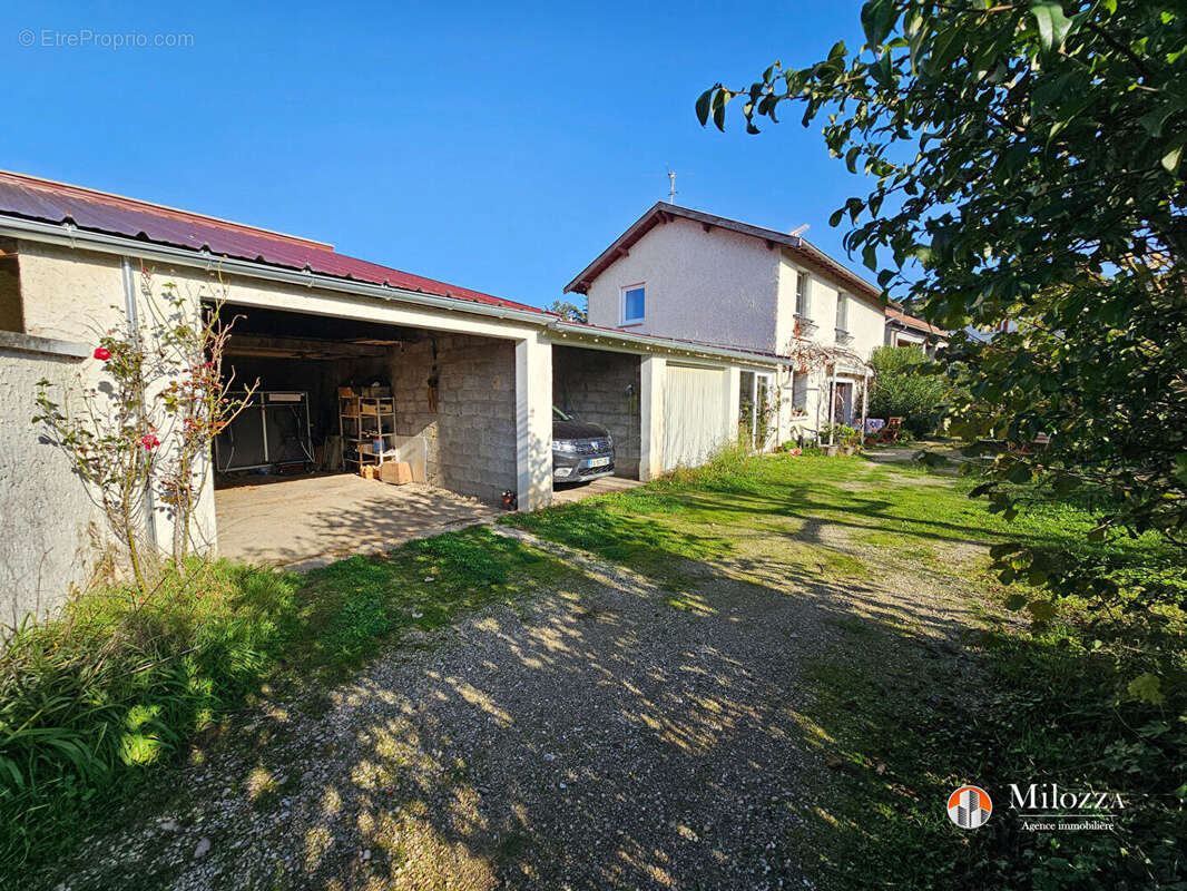 Maison à CHAMAGNIEU