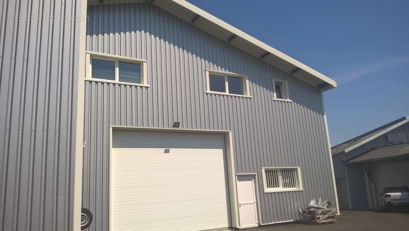 Locaux d'activités et bureaux loués à vendre SAINT JEOIRE PRIEURE (73) - photo 17