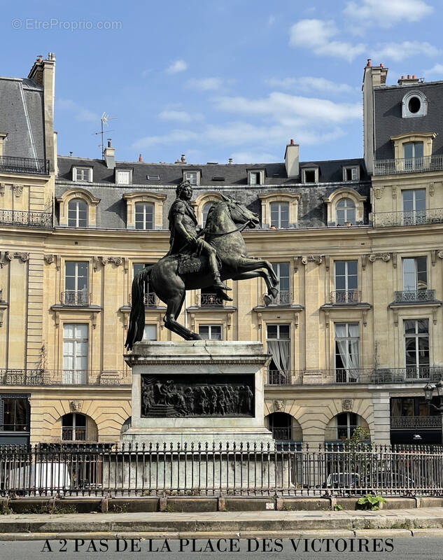 Commerce à PARIS-1E