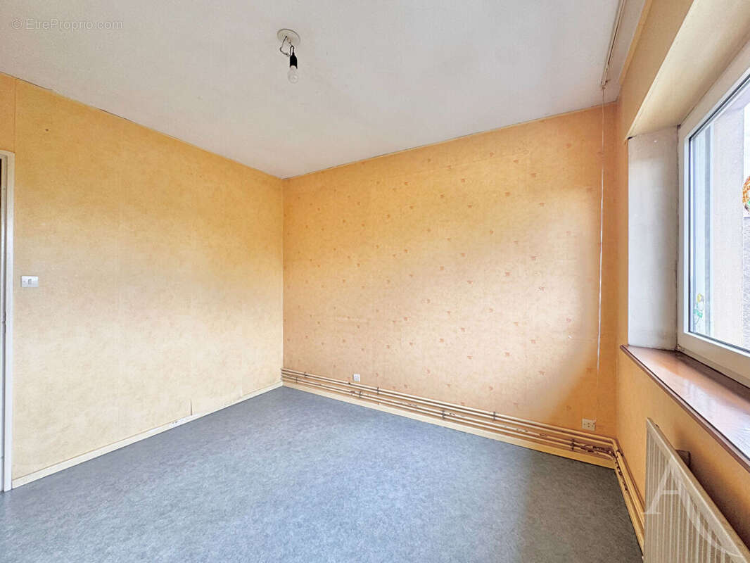 Appartement à SEREMANGE-ERZANGE