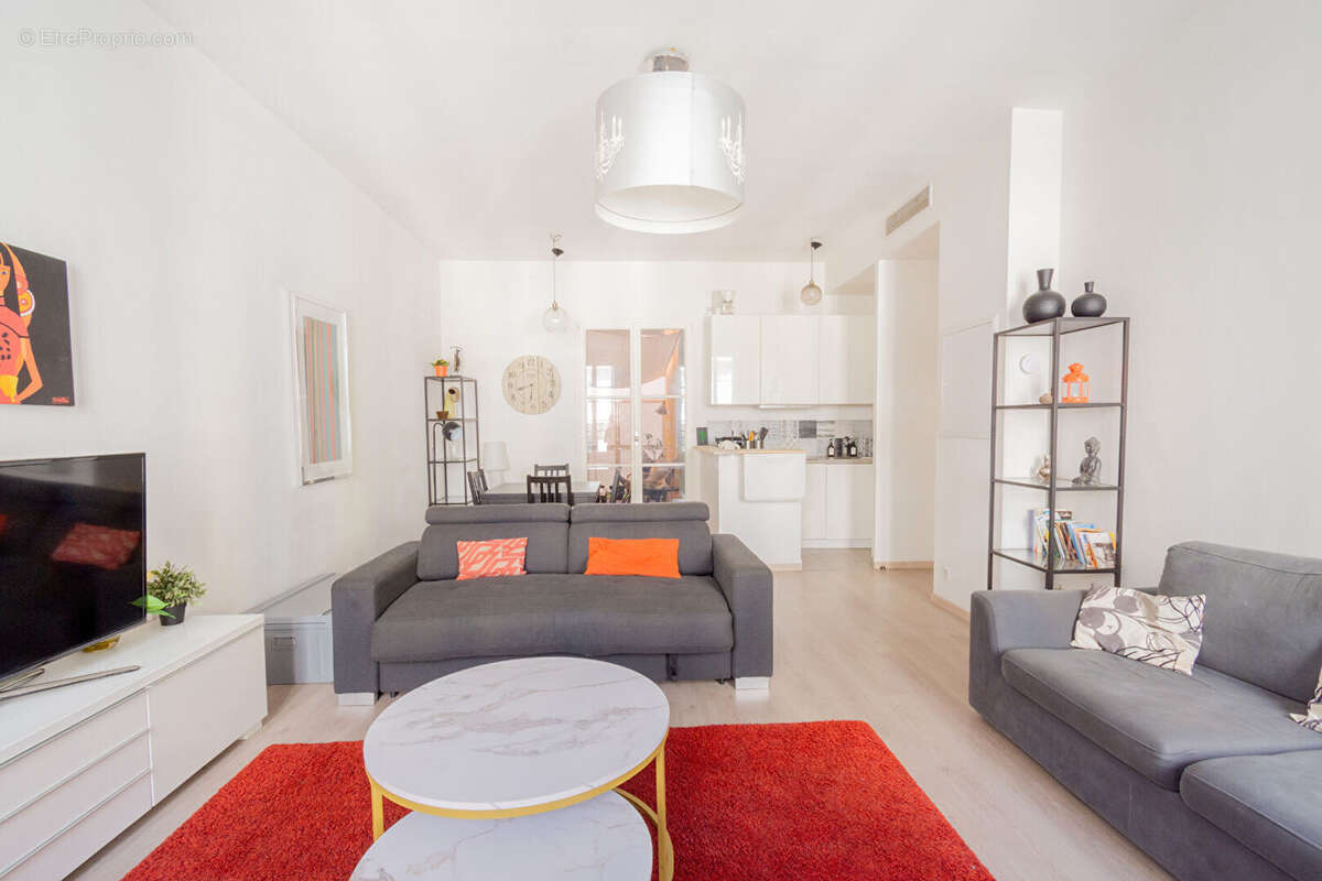 Appartement à MARSEILLE-2E