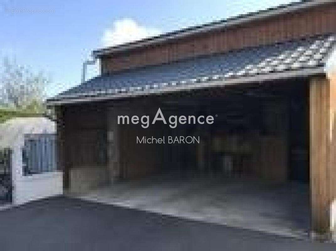 Maison à CHATEAU-GONTIER