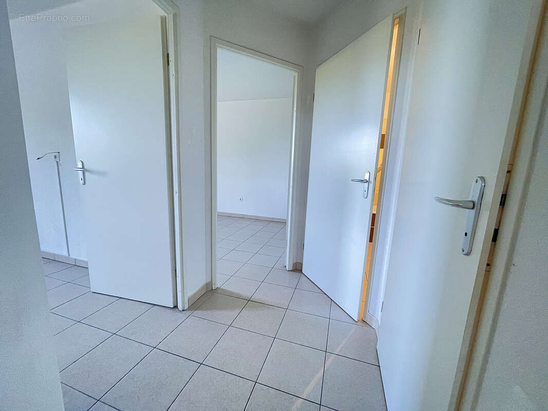 Appartement t4 avec terrasse et parking - photo 10