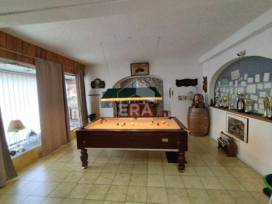 Maison 182m² à montpon-ménestérol - photo 7
