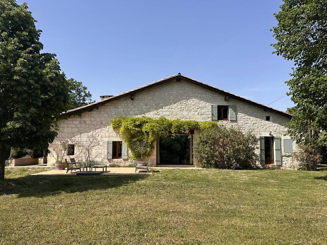 Maison à EYMET