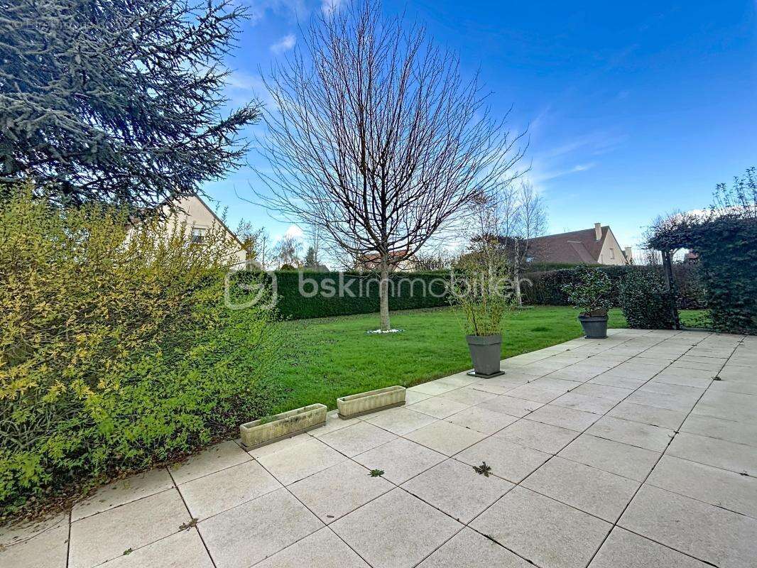 Maison à BENOUVILLE