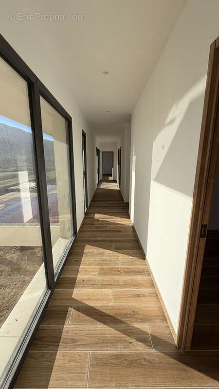 Maison à NANS-LES-PINS