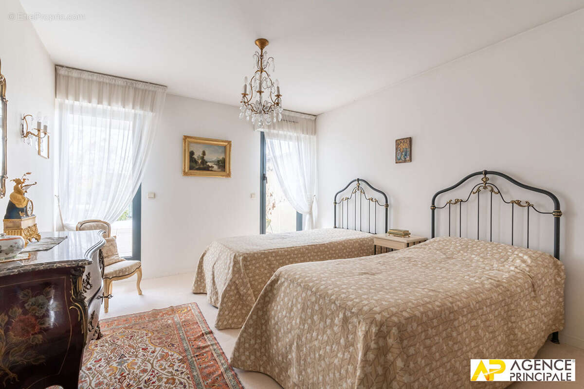 Appartement à MAISONS-LAFFITTE