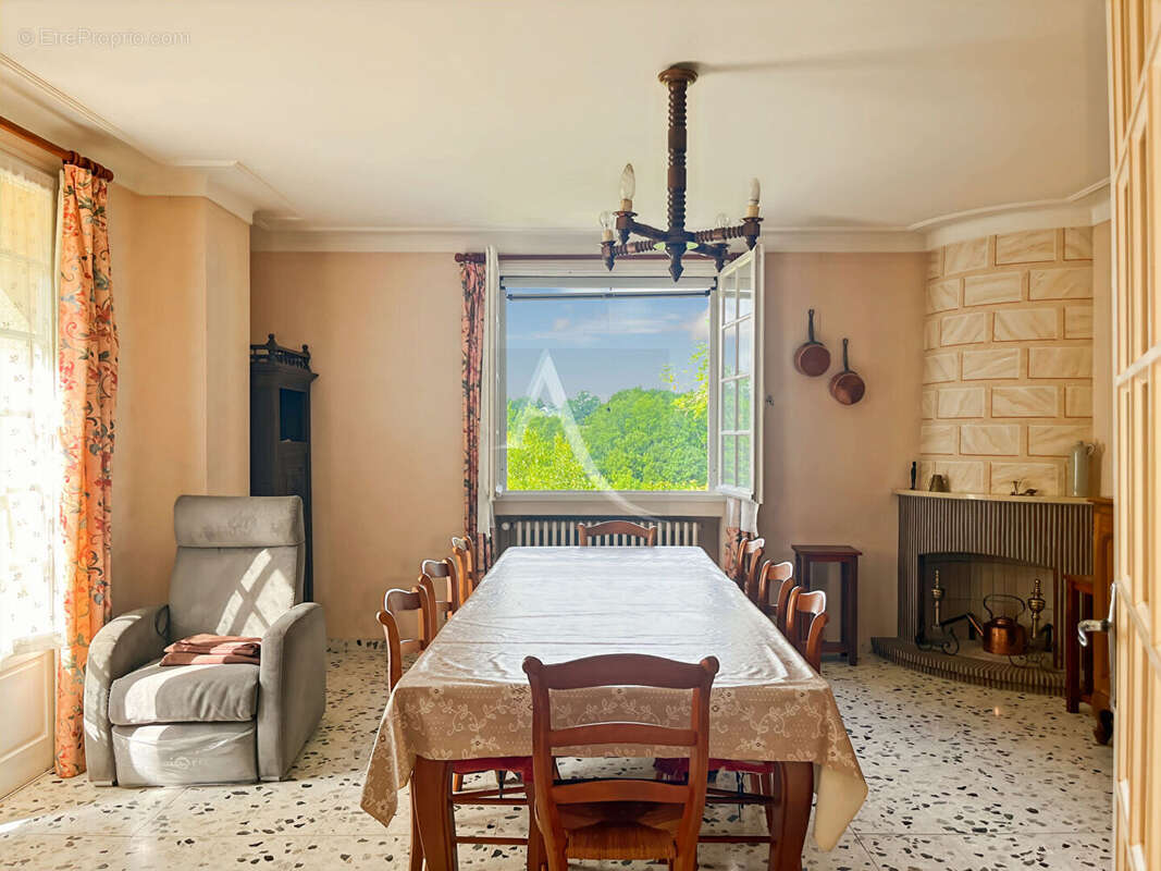 Maison à MASQUIERES