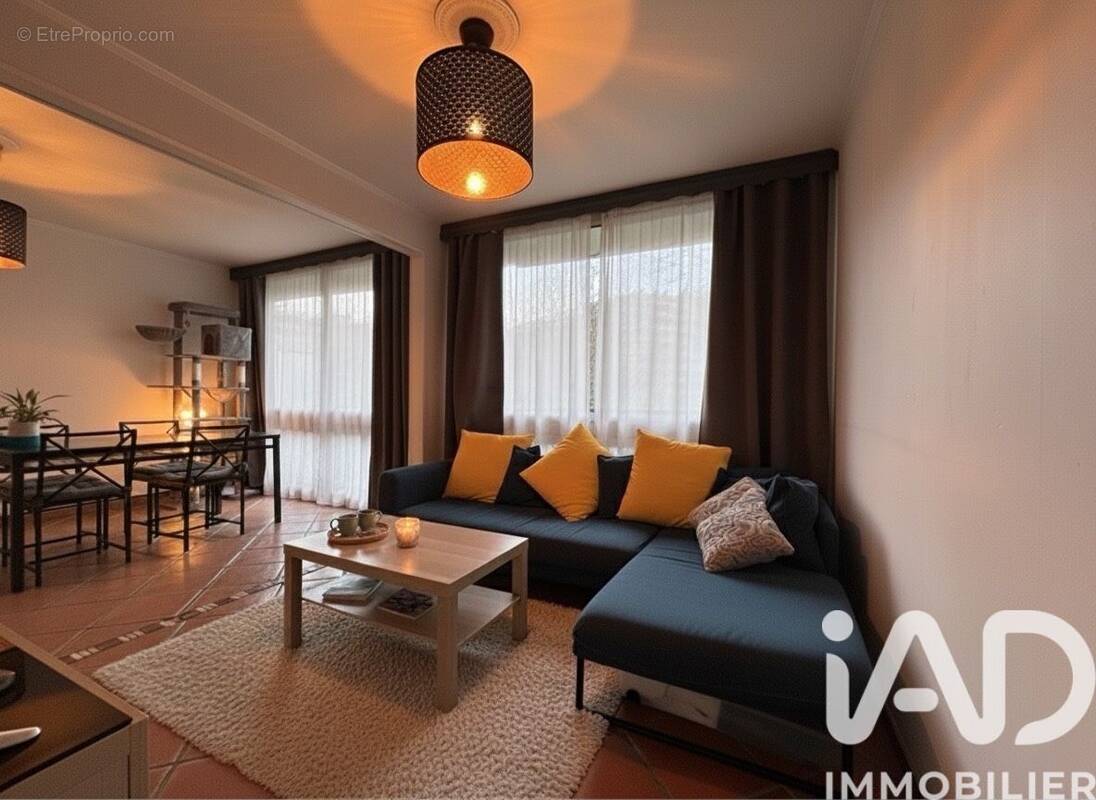 Photo 1 - Appartement à FONTENAY-LE-FLEURY