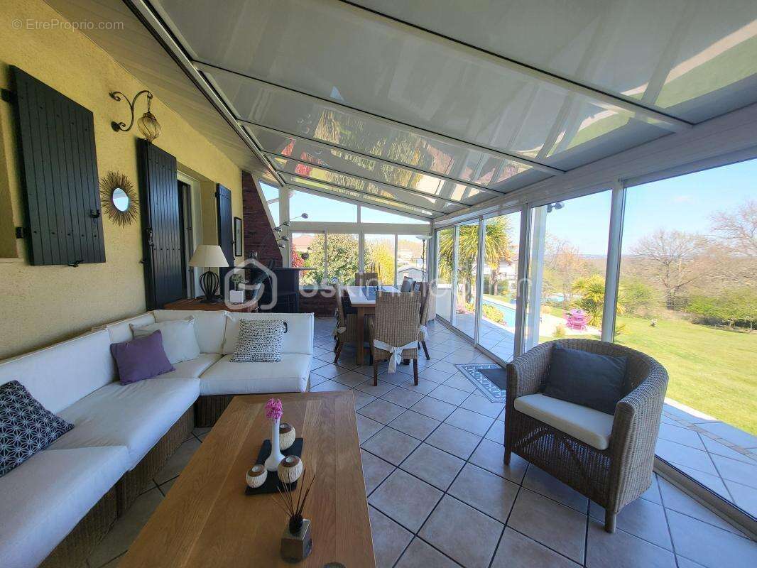 Maison aubiac 152 m² - garage- piscine-veranda- jardin 4800 m² - photo 16