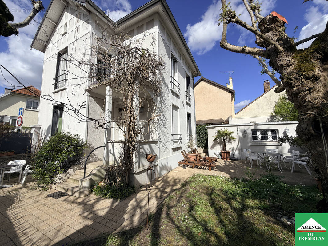Maison à CHAMPIGNY-SUR-MARNE