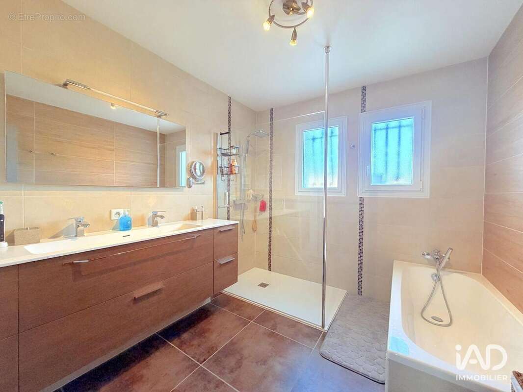 Photo 9 - Maison à BLANZAT