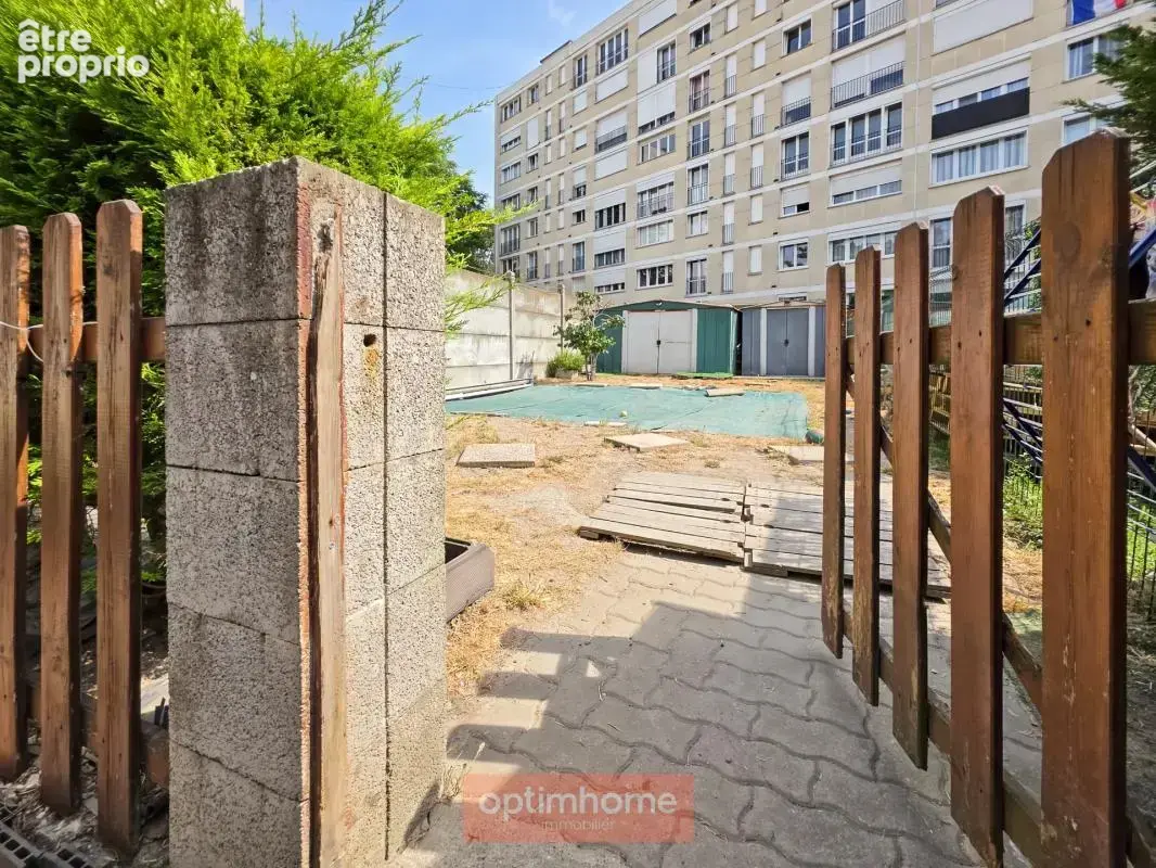 Maison de ville de 146 m² – 4 chambres – bureau – cour et jardin - photo 27