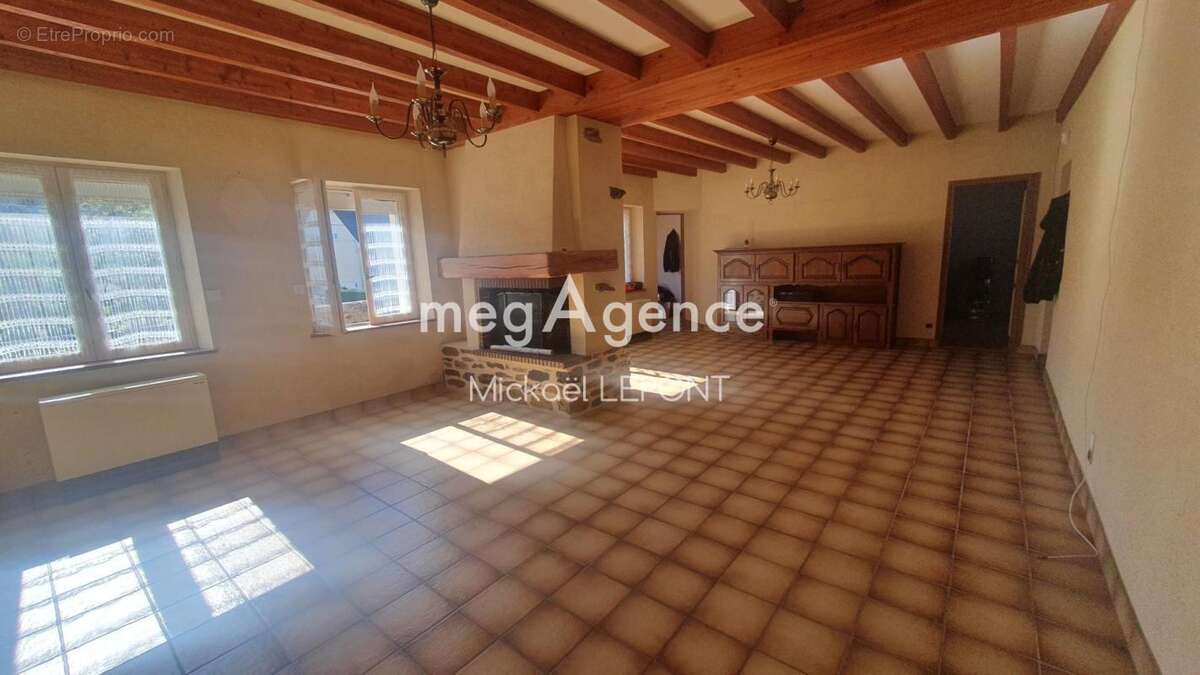 Maison à LAVAL