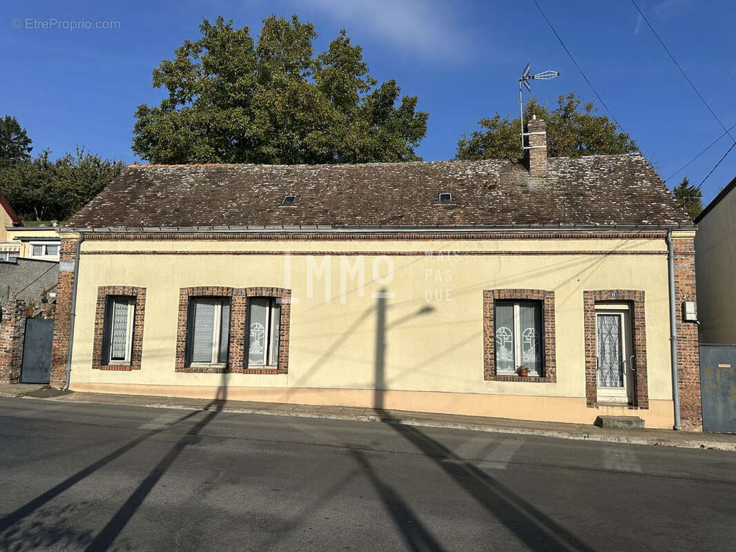 Maison à SAINT-CALAIS