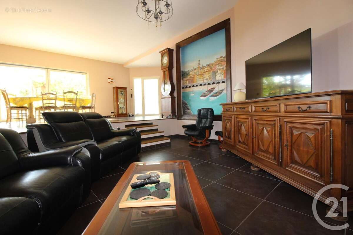 Maison à SAINTE-AGNES