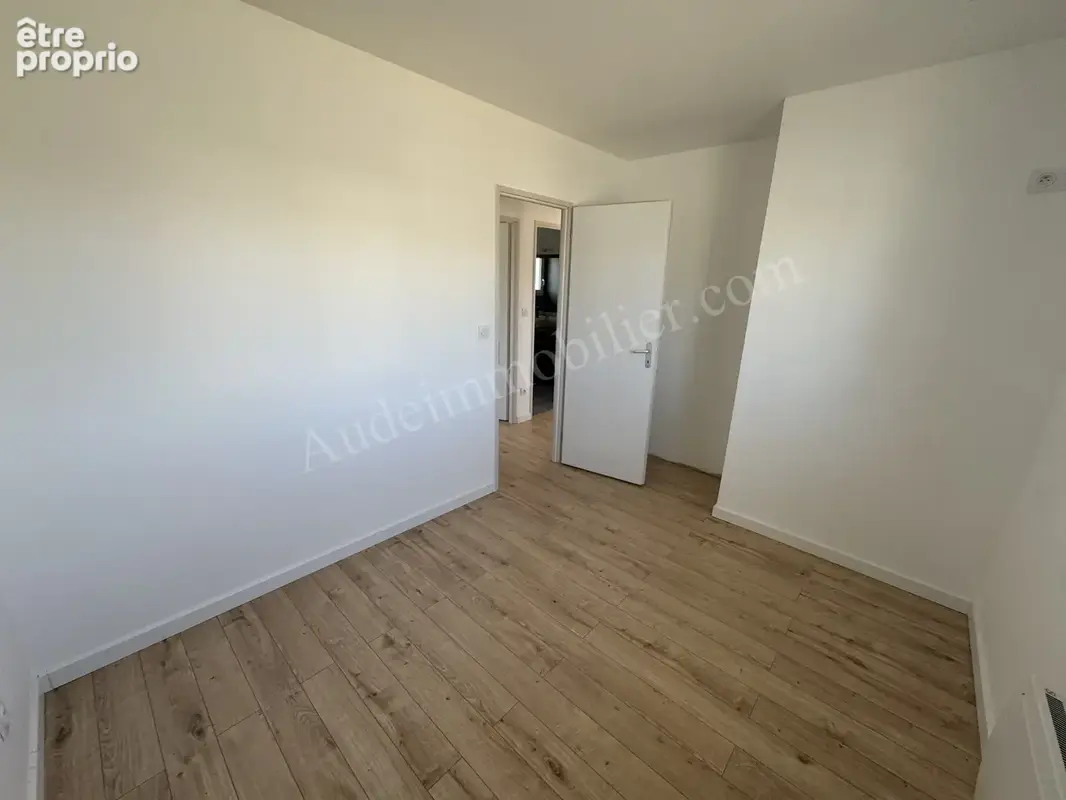 Maison plain-pied récente avec jardin - photo 10