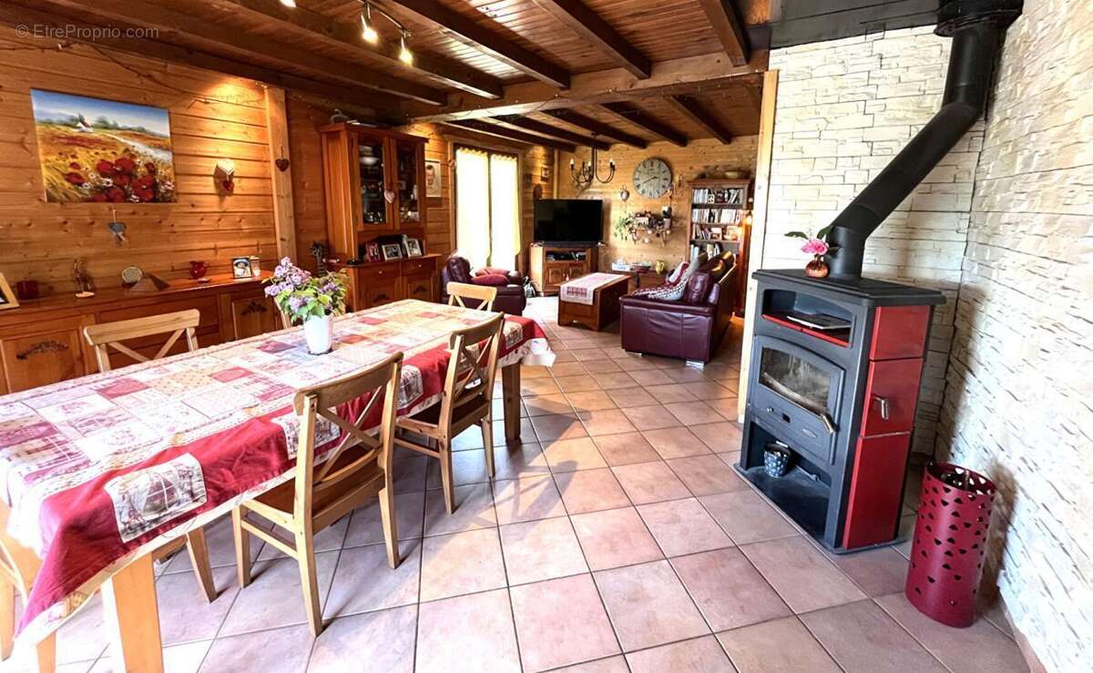 Maison à AROMAS