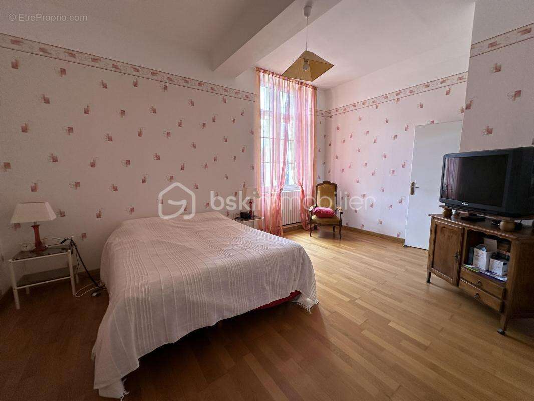 Maison à MONTS-EN-BESSIN