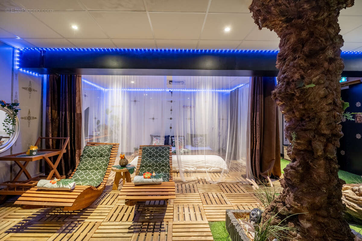 Commerce à CARRY-LE-ROUET