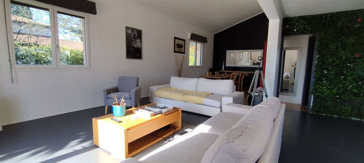 Maison à LE PASSAGE