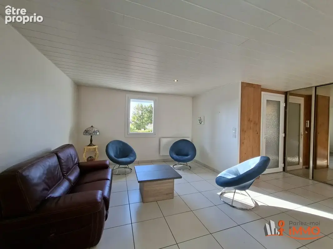 Maison 5 pièces 98 m² à vendre à Chamboeuf (42330) - photo 6