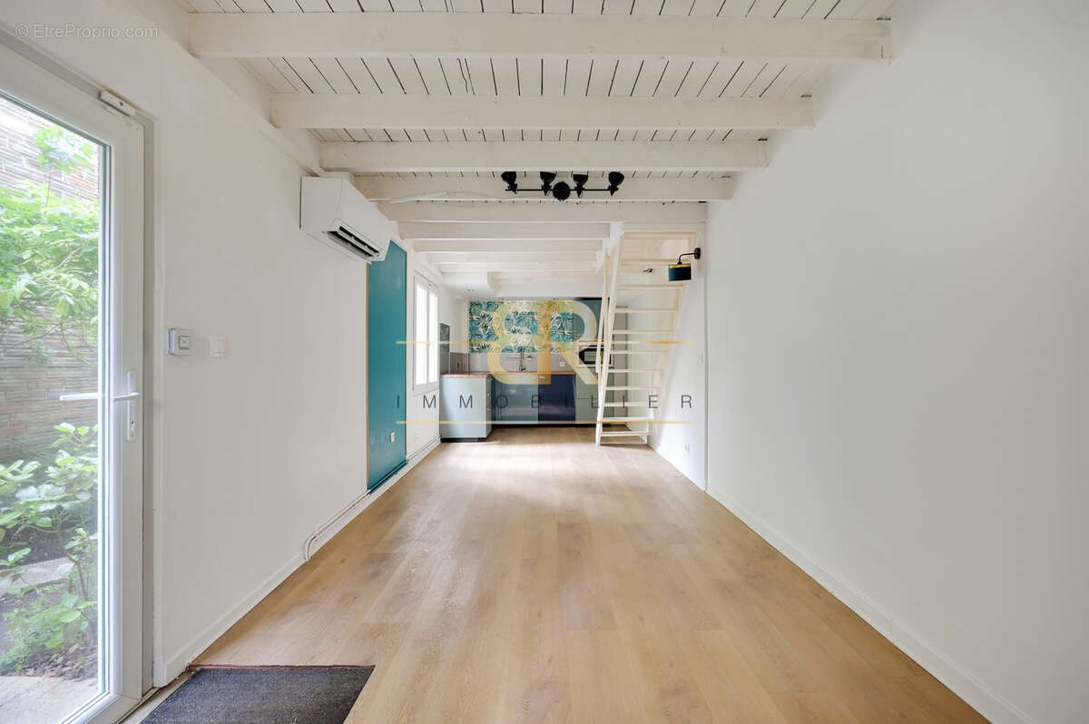 Maison à ASNIERES-SUR-SEINE