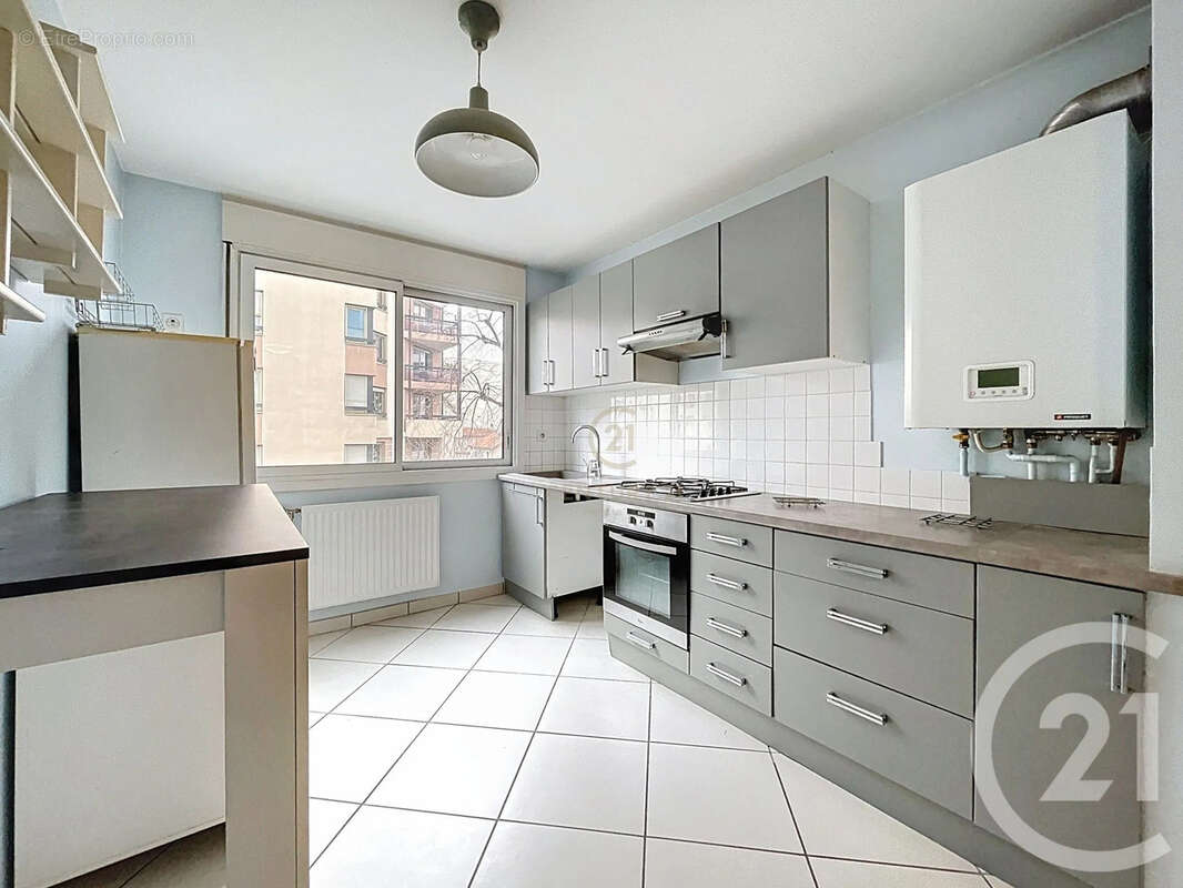 Appartement à LYON-8E