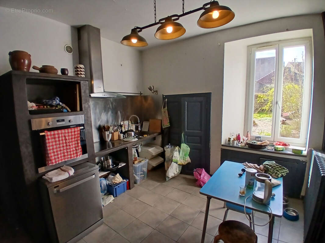Maison à LORMES