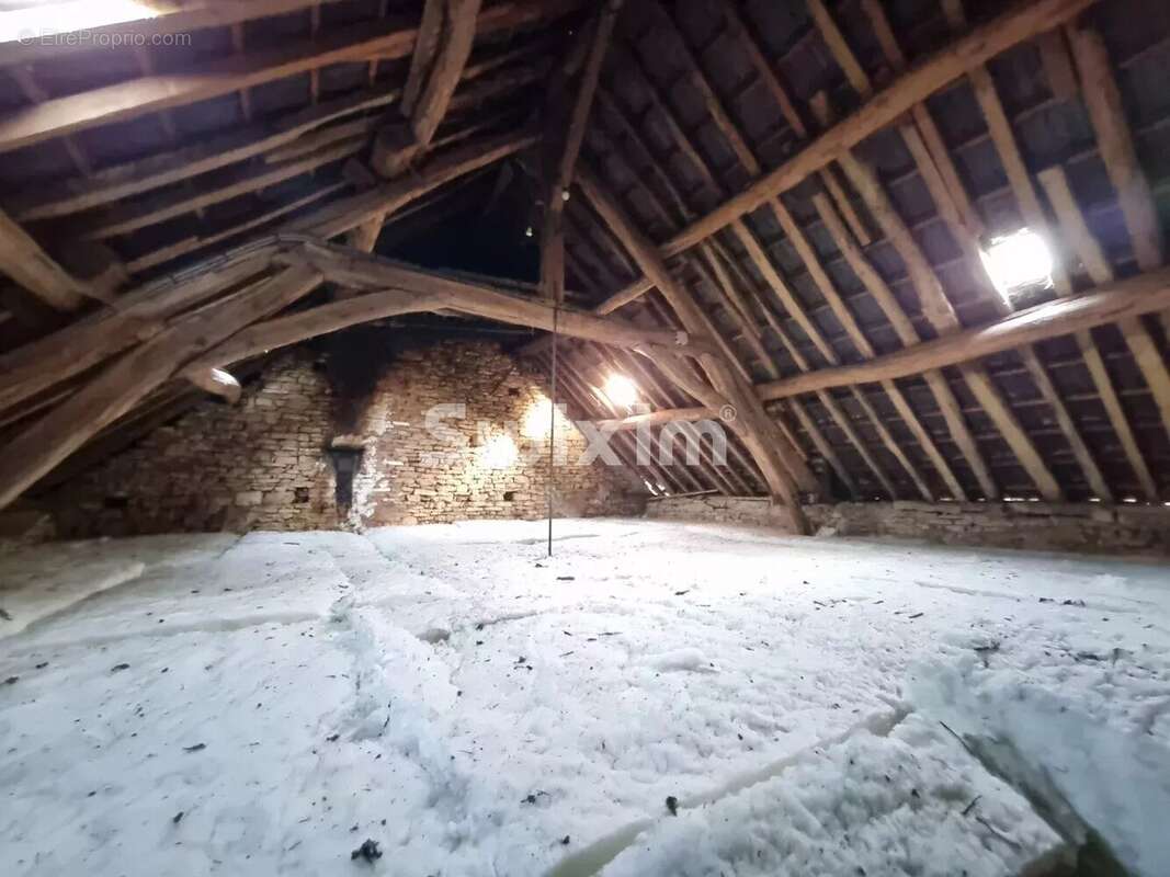 Maison à OUAGNE