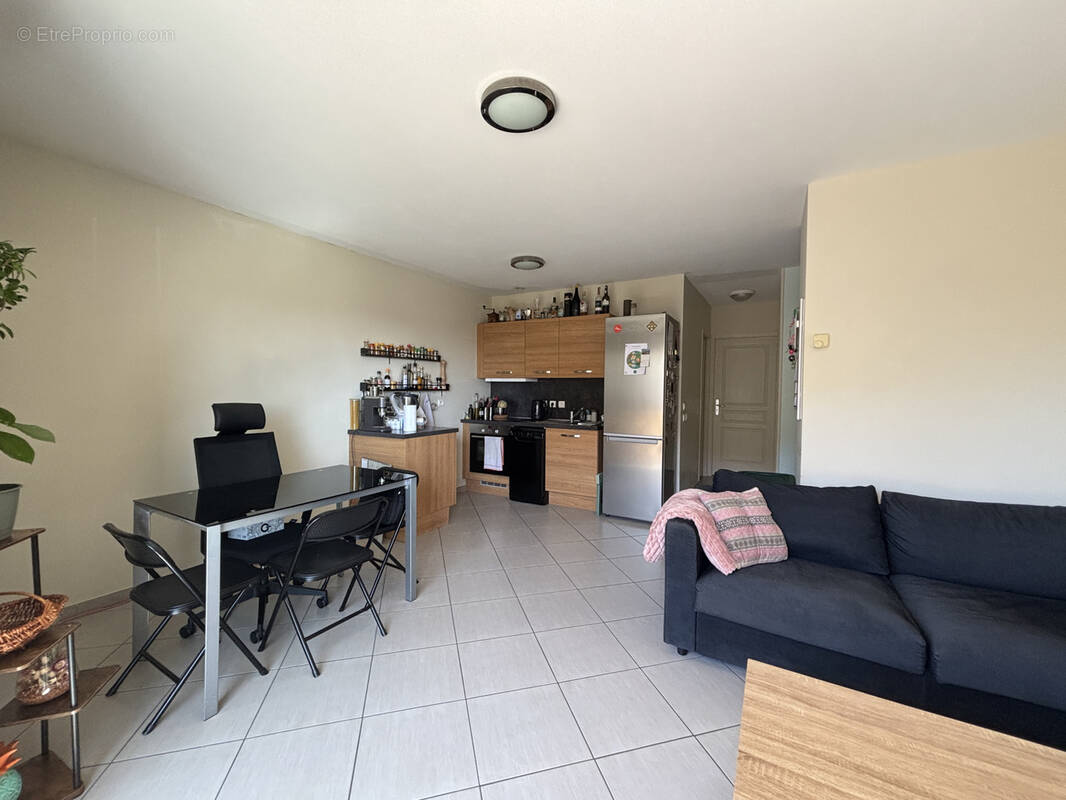 Appartement à GROISY