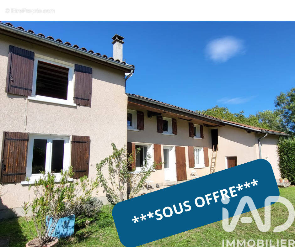 Photo 1 - Maison à ROZIER-EN-DONZY