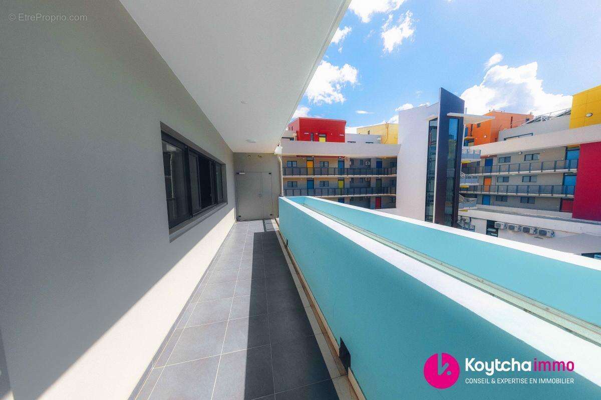 Commerce à SAINT-PIERRE