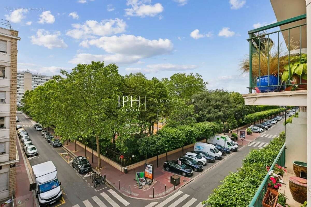 Appartement à LEVALLOIS-PERRET