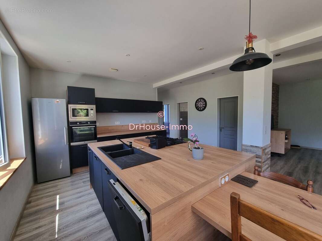 Maison 82 m² à Bayac  - photo 10