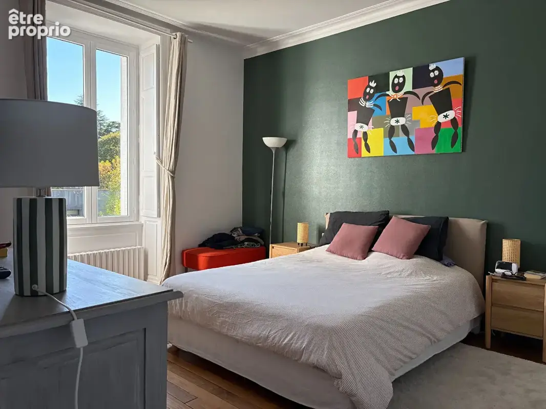 Maison de caractère de 156 m² avec 5 chambres, un jardin et un passage vélos - photo 12