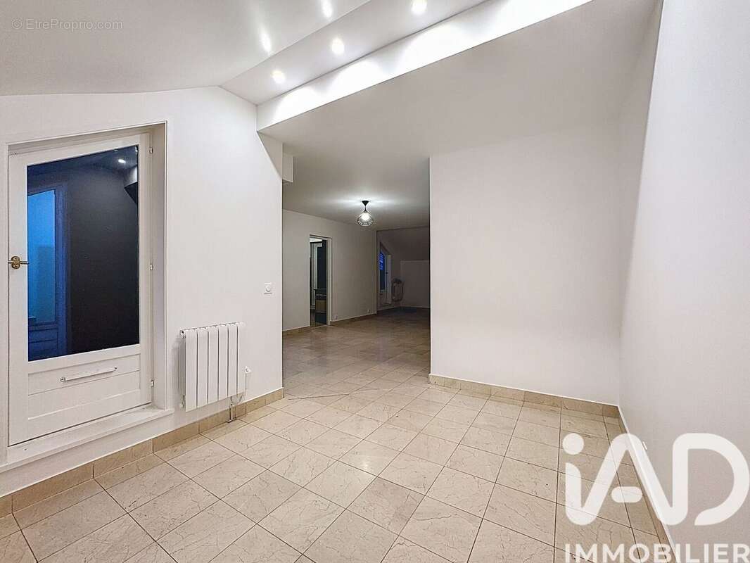 Photo 3 - Appartement à AULNAY-SOUS-BOIS