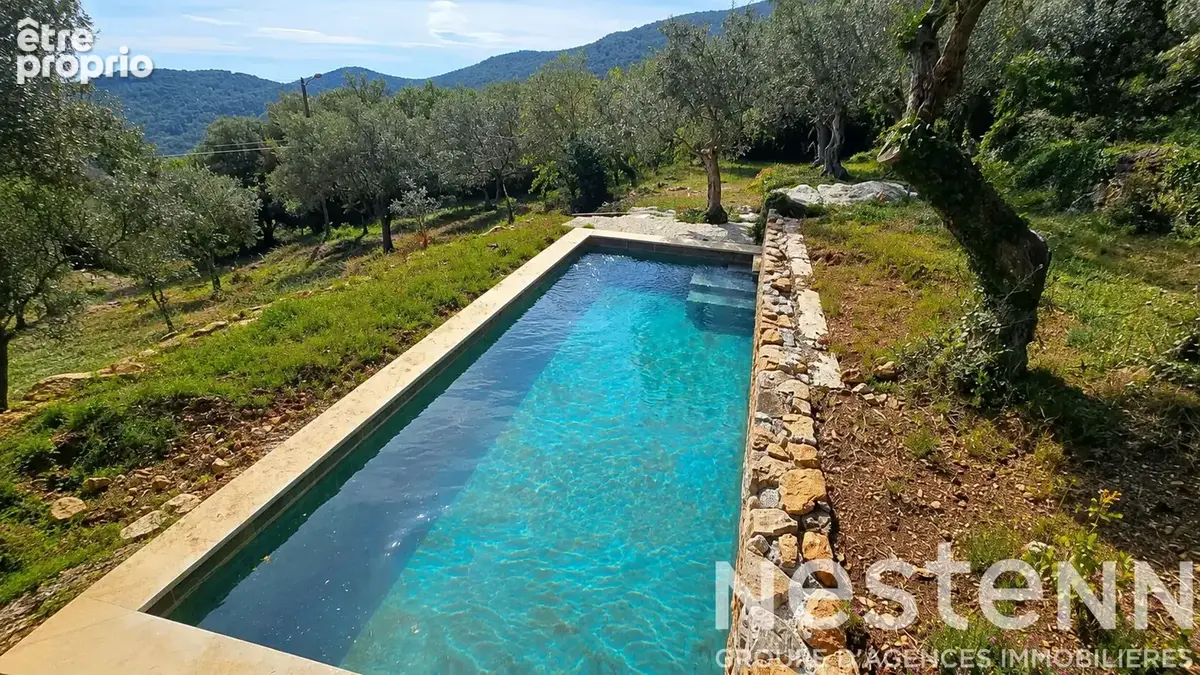 A VENDRE à CLAVIERS - Villa contemporaine 4 chambres avec piscine et vue dégagée - photo 21
