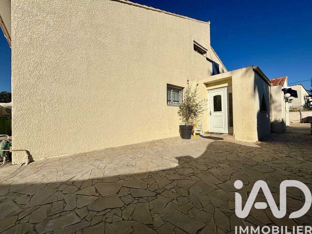 Photo 7 - Maison à SAINT-LAURENT-DE-LA-SALANQUE