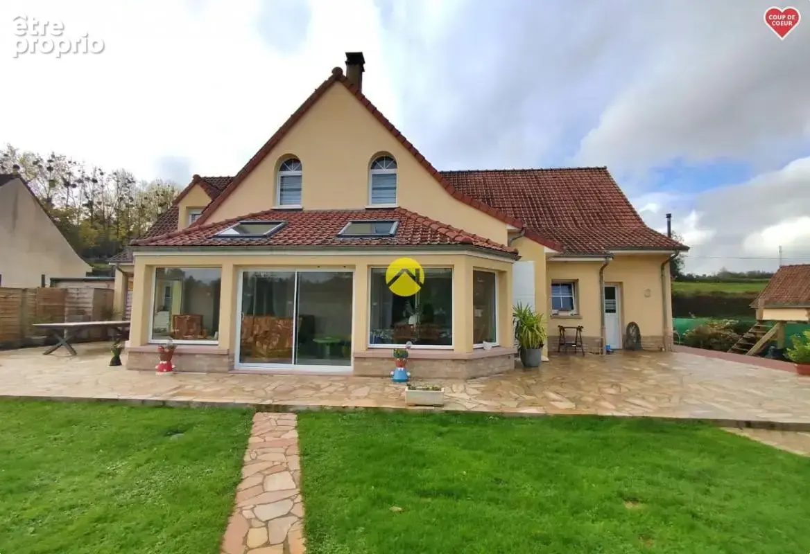 Maison à BEAURAINVILLE